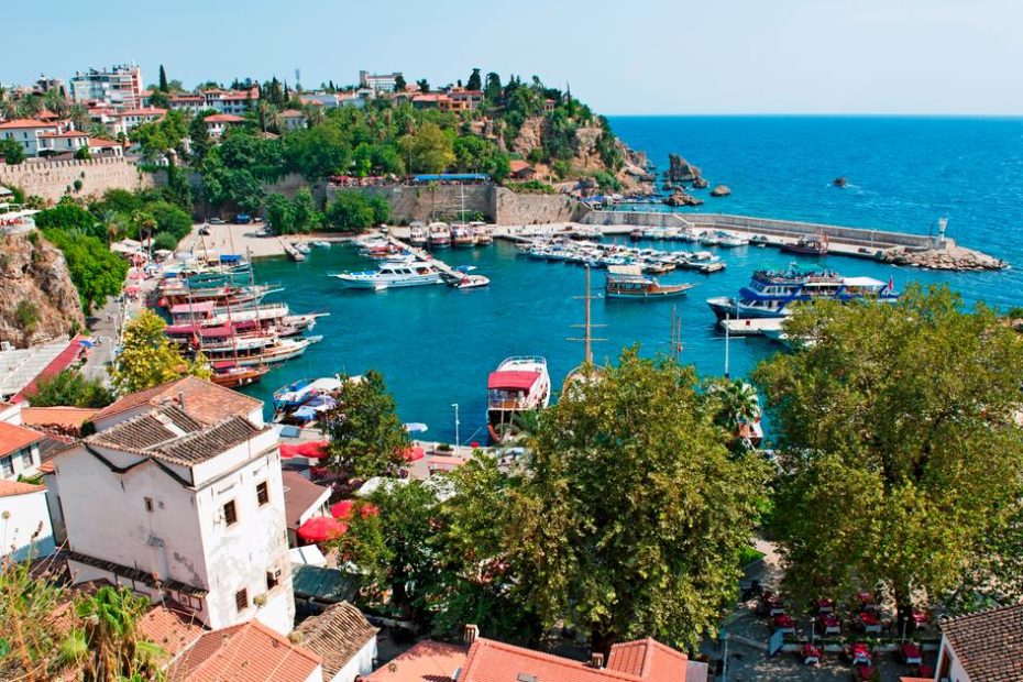 Cheap Flights from Antalya to Baku