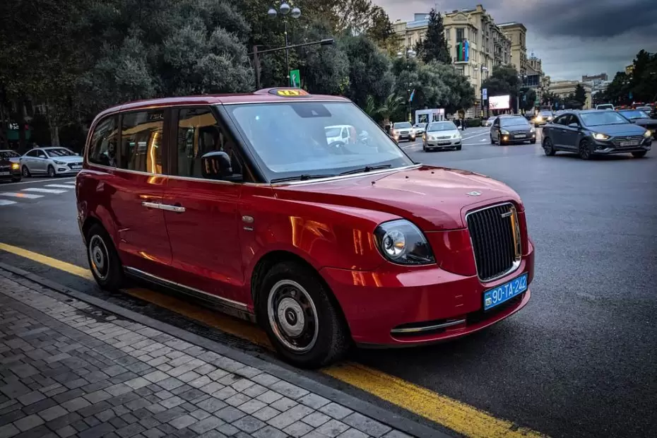 Navigating Baku by Taxi