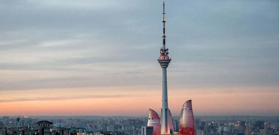 Exploring Baku's Iconic Telequlle and Its Revolving Restaurant