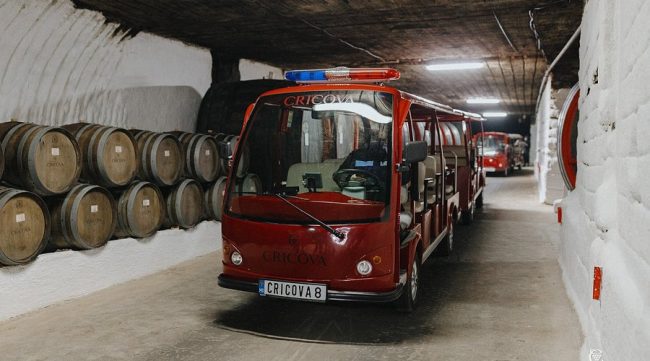 Moldova Airport Transfers Your Smooth Start to the Wine Country
