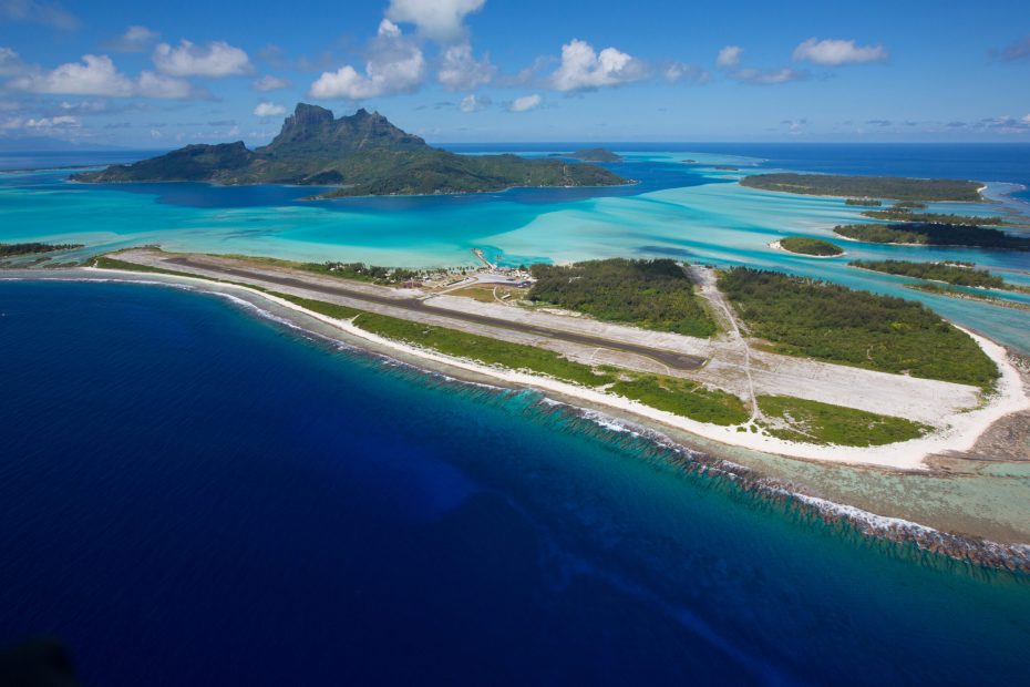 Seamless Airport Transfers Across French Polynesia