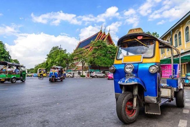 Your Guide to Airport Transfers in Laos